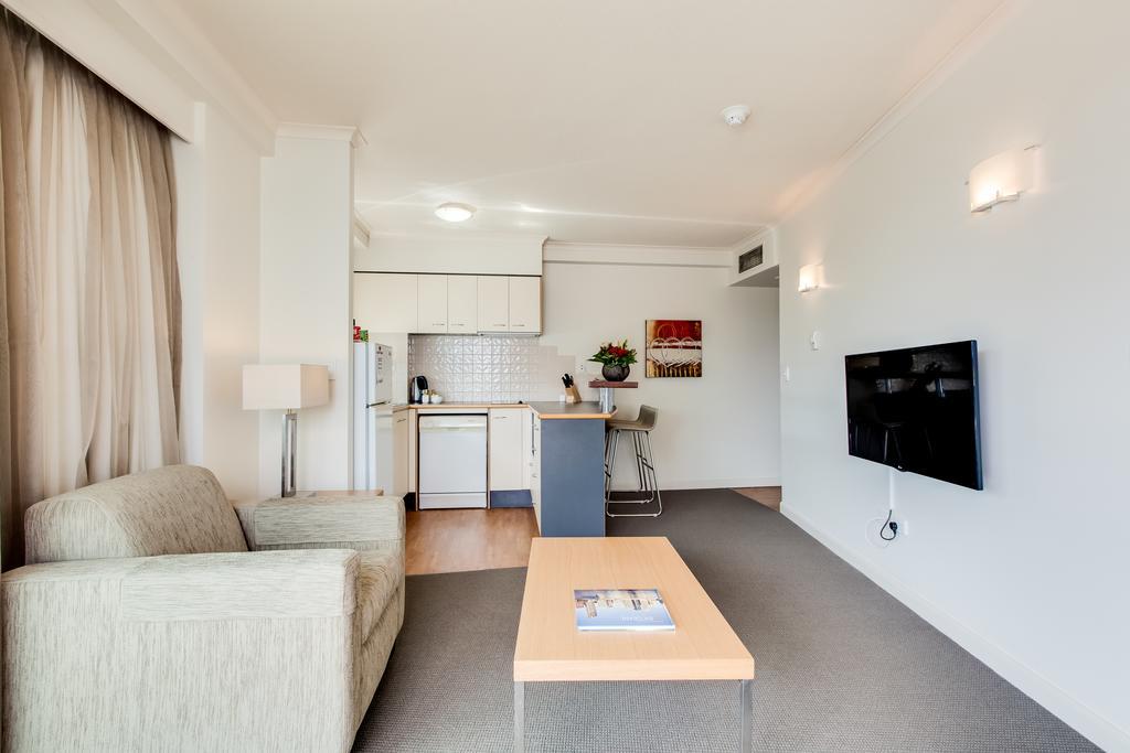 Central Cosmo Apartment Hotel Brisbane Exterior foto