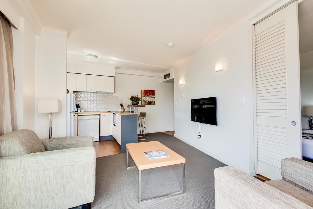 Central Cosmo Apartment Hotel Brisbane Exterior foto