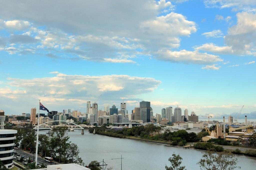 Central Cosmo Apartment Hotel Brisbane Exterior foto