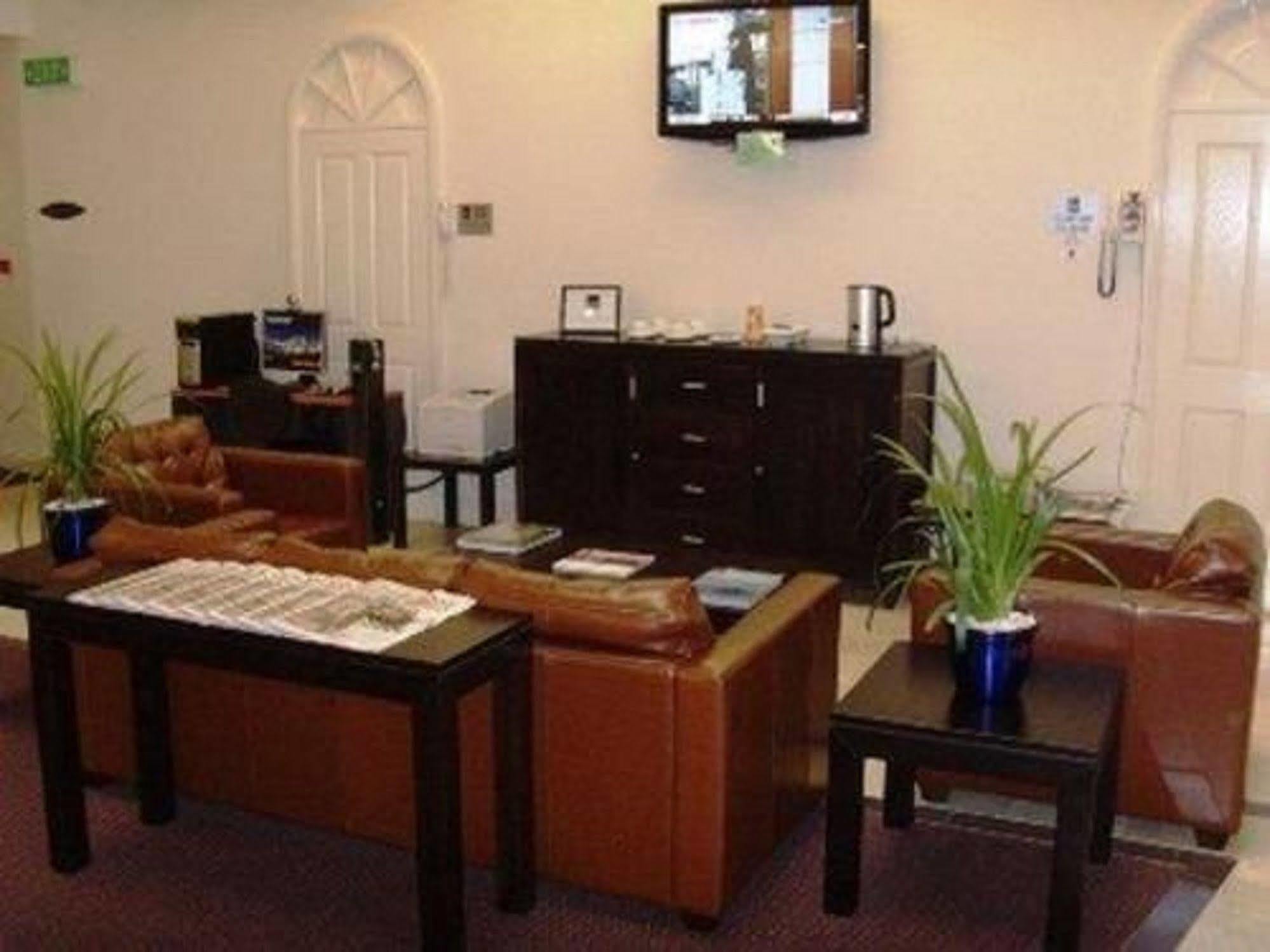 Central Cosmo Apartment Hotel Brisbane Quarto foto